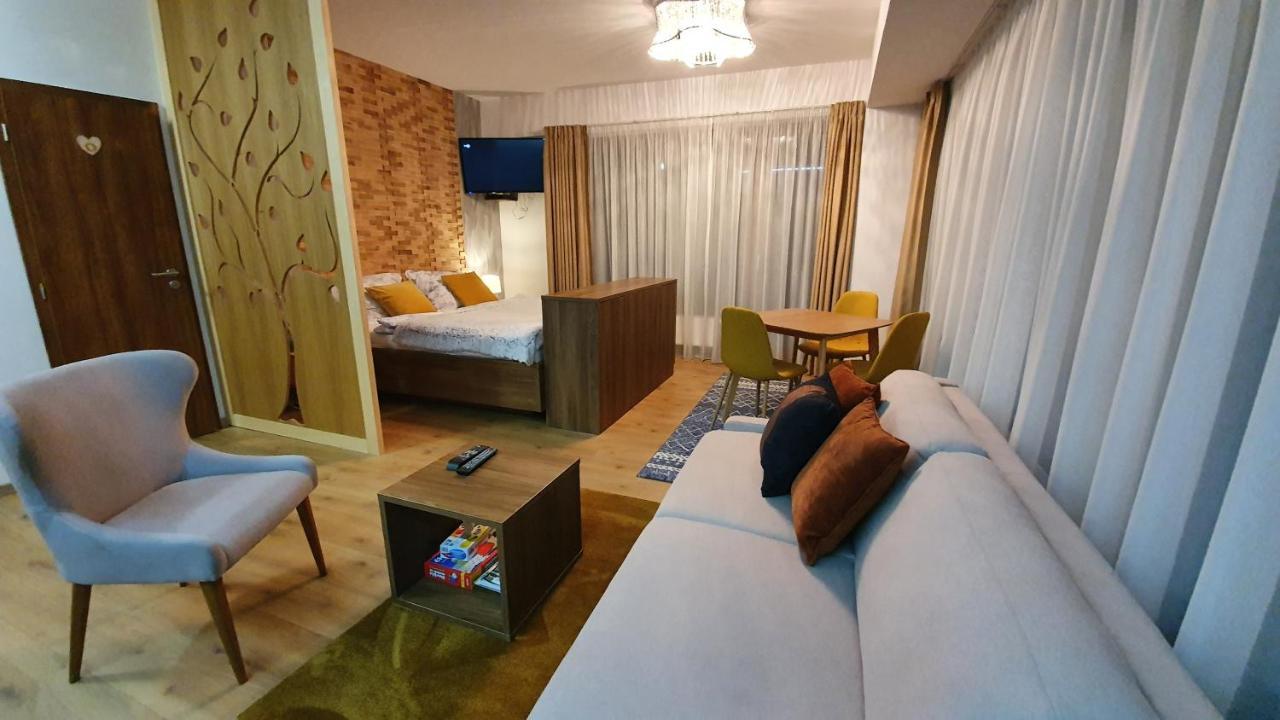 Rodinny Privatny Apartman A309 V Uplnom Centre Stareho Smokovca - Ticha Izba S Parkovanim Високе-Татри Экстерьер фото