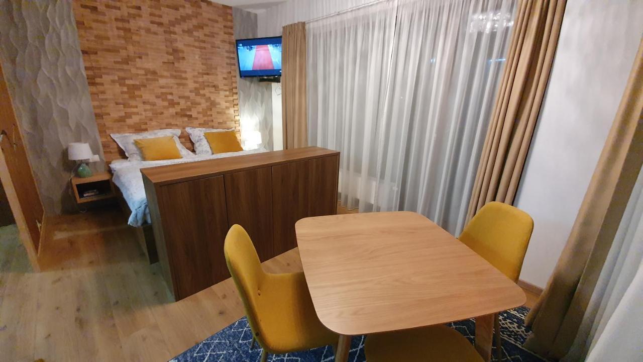 Rodinny Privatny Apartman A309 V Uplnom Centre Stareho Smokovca - Ticha Izba S Parkovanim Високе-Татри Экстерьер фото