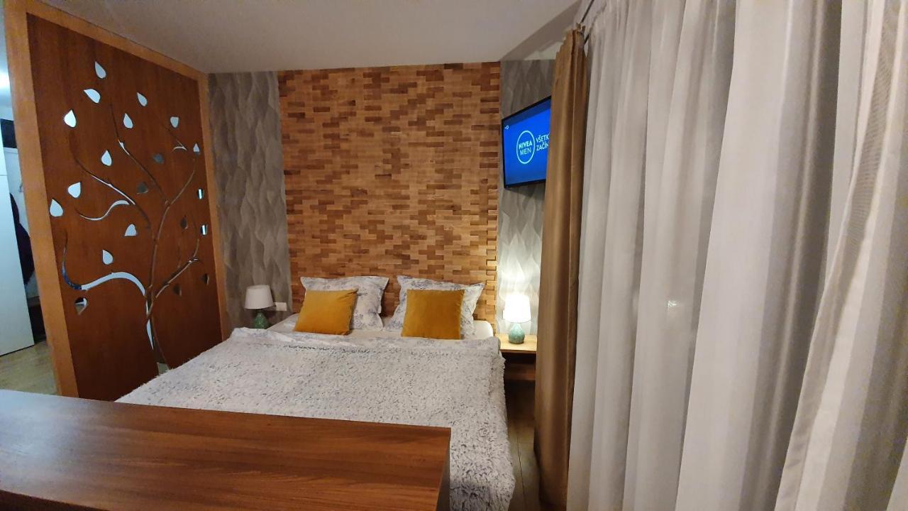 Rodinny Privatny Apartman A309 V Uplnom Centre Stareho Smokovca - Ticha Izba S Parkovanim Високе-Татри Экстерьер фото